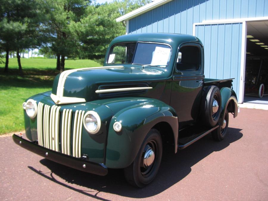  Ford V8 Model 79C Pickup 1947 года  (фото 1 из 1)